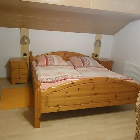 Bed & Breakfast Gaestezimmer Rauchecker *
